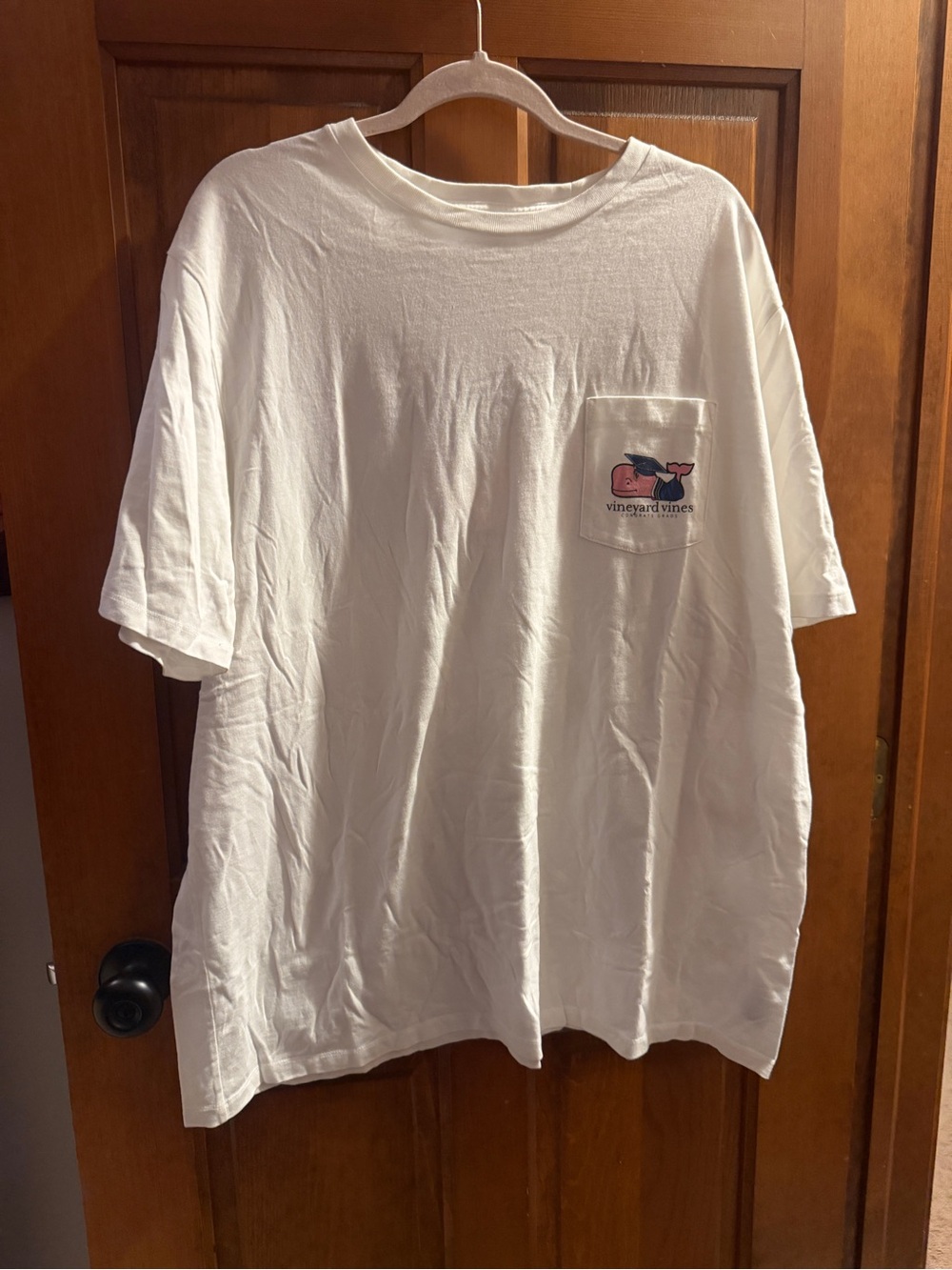 Vineyard Vines White Short-Sleeve Pocket Tee with Pink Whale Logo